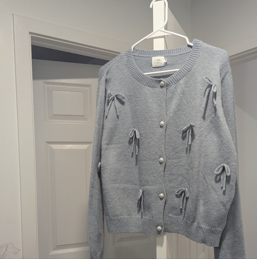 Luna Ivy Cardigan Sweater Knit Bow Pearl Button Front Long Sleeve Size Large
